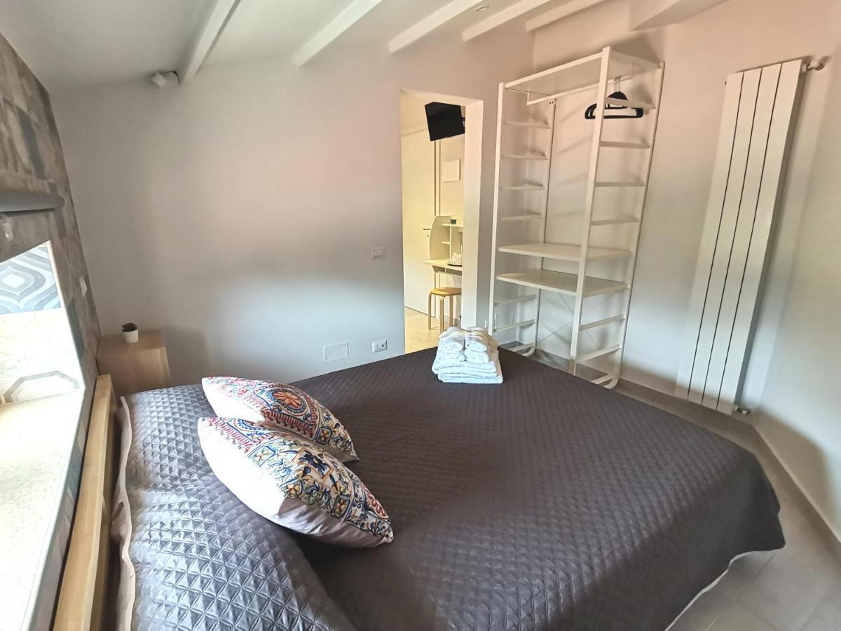 Le Metro Bed & Breakfast Carini Eksteriør bilde